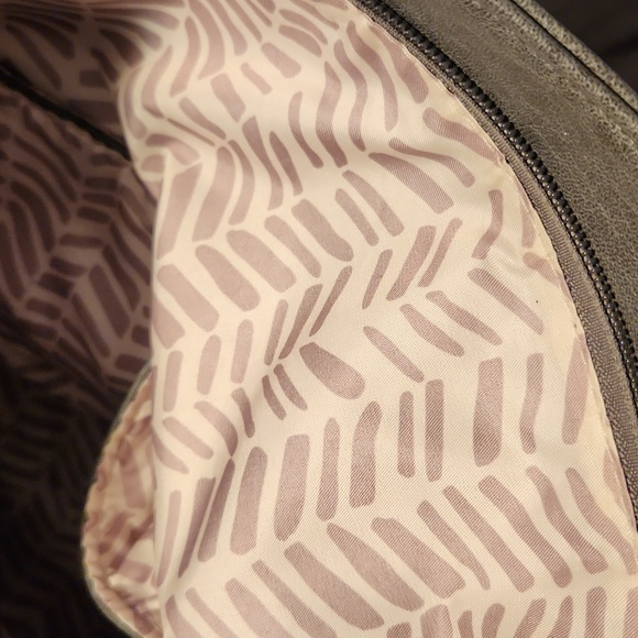 Ladies Sasha + Sofi grey purse - Picture 4 of 13